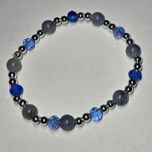 Chic Blue and Silver Beaded Bracelet
